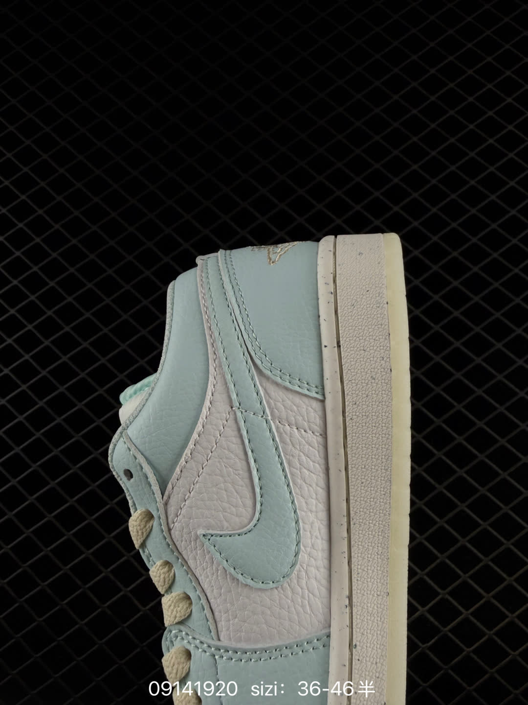 Nike Air Jordan 1 LowAJ1-HJ5999-400